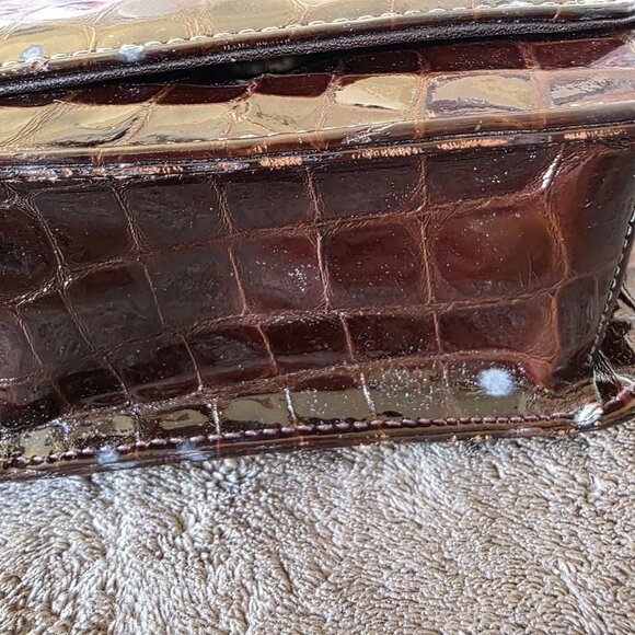 Vintage Made in Italy Croc Embossed Brown Leather Crossbody Bag Brass Hardware - Picture 4 of 16